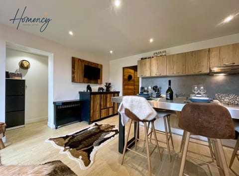 Kitchen or kitchenette, Living room, Dining area
