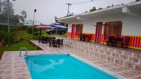 Swimming pool