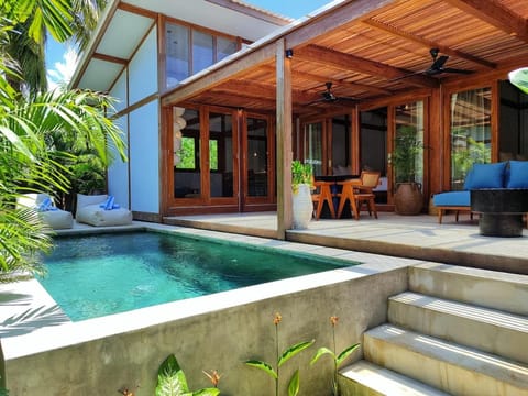 Pool view, Swimming pool, sunbed
