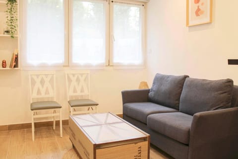 Modern studio quiet and close to Paris Apartment in Saint-Denis, France