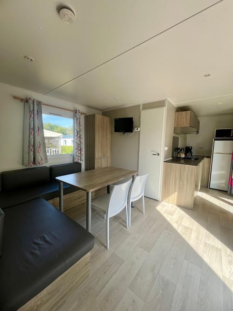 Mobil home spacieux 5 personnes à 15 min de Concarneau Campground/
RV Resort in Trégunc