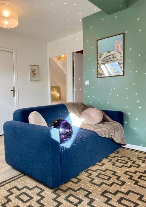 Property building, Living room, Seating area