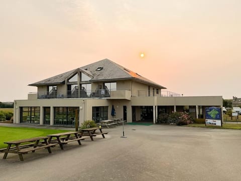 Appartement T2 N5 calme et cosy sur un golf Apartment in Plouarzel