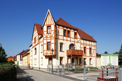 Property building, Landmark view