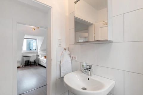 Hallerstraße - 4 Wohnungen House in Pforzheim