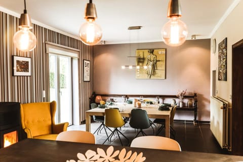 Dining area, kitchen