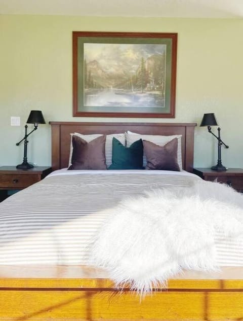 Lone Eagle Haven home House in Colorado