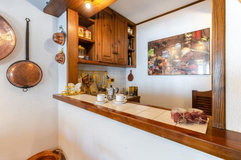 Hostdomus - On the slopes Apartment in Sestriere