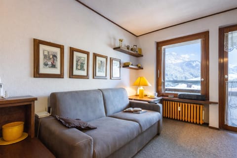 Hostdomus - On the slopes Apartment in Sestriere