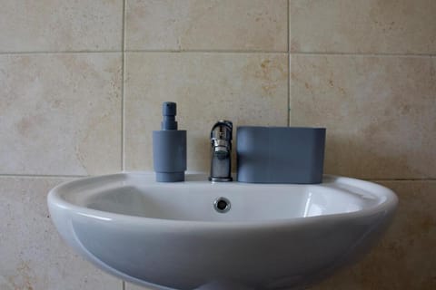 The Robinwood Green Haven Retreat Luxurious 3 Bedroom Stay Sleeps 7 Apartment in Nottingham