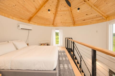 Sunset Silo Nature lodge in Tennessee