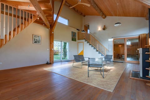 L'Eco-logis du Clos Des Tilleuls House in Provence-Alpes-Côte d'Azur