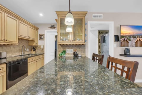 Driftwood Days Pet Friendly Beach Home House in Myrtle Beach