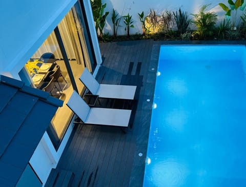 Property building, View (from property/room), Seating area, Pool view, Swimming pool, sunbed
