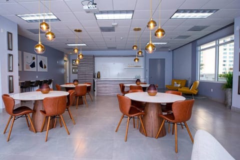 4 bedroom apartment in Brickell with free parking House in Brickell