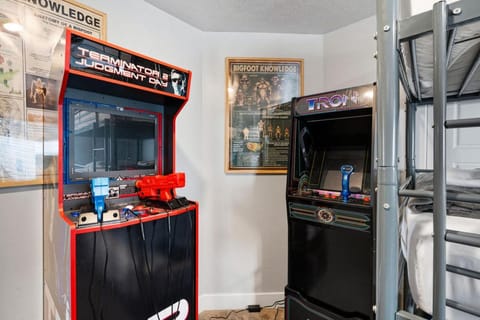 Boardwalk House in Garden City