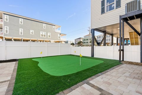 Tides Like These - Gorgeous 6 Bedroom Elite Beach Home! Pet Friendly! House in Garden City