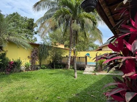 Casa com piscina e churrasqueira para familia House in State of Rio de Janeiro