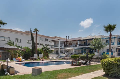 Garden view, Swimming pool