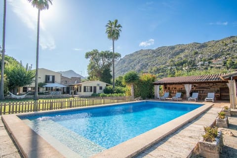 Natural landscape, Mountain view, Swimming pool