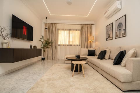 Communal lounge/ TV room, TV and multimedia, Living room, Seating area