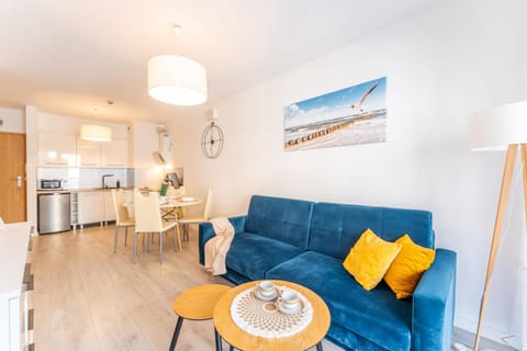 Kitchen or kitchenette, Seating area, Dining area, pet friendly