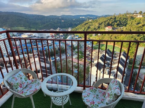 Day, Natural landscape, View (from property/room), Balcony/Terrace, Mountain view
