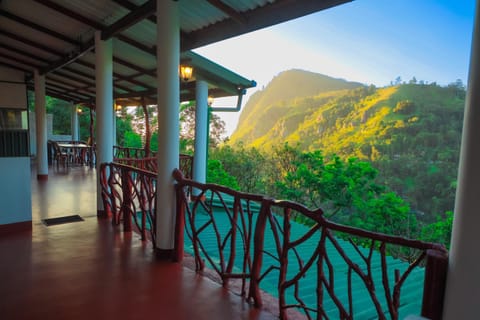 View (from property/room), View (from property/room), Balcony/Terrace, Balcony/Terrace, Landmark view, Landmark view, Mountain view, Mountain view