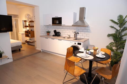 Studio 003 Avenue Louise Apartment in Saint-Gilles