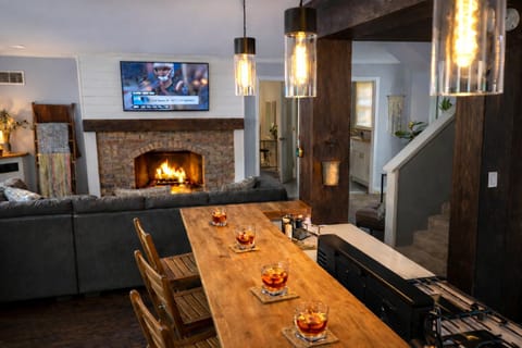 Lake Allatoona Getaway Near Emerson-LakePoint House in Allatoona Lake