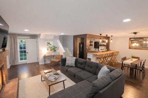 Lake Allatoona Getaway Near Emerson-LakePoint House in Allatoona Lake