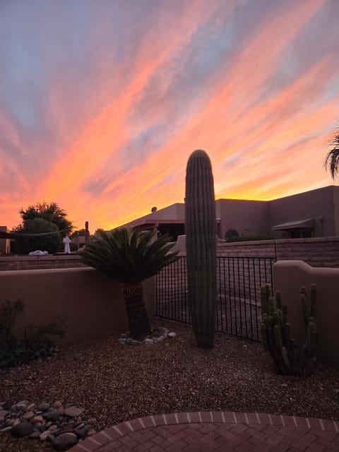 55 Plus 2-bedroom, 2-bathroom Townhouse in The Springs at Santa Rita House in Green Valley