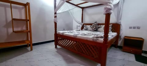 Bed, Photo of the whole room, Bedroom, bunk bed, towels, wardrobe
