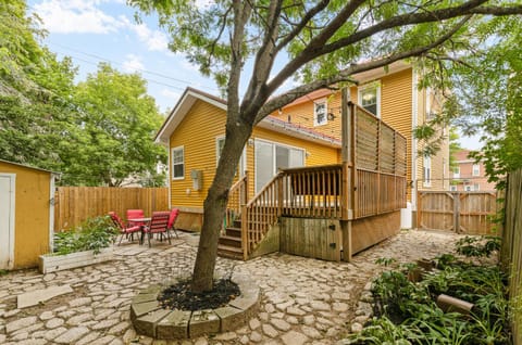 Patio, Garden, Hot Tub, Garden view