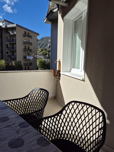 Il Glicine Bianco Apartment in Omegna