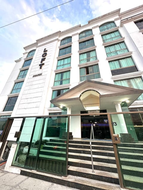 Property building, Facade/entrance