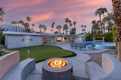 The Encanto House by ACME House Company Villa in Cathedral City