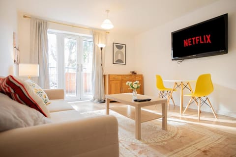 Modern 2-Bed Apartment in Central Portsmouth Apartment in Portsmouth