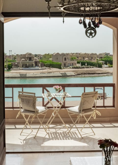 Patio, Day, Natural landscape, View (from property/room), Balcony/Terrace, Seating area