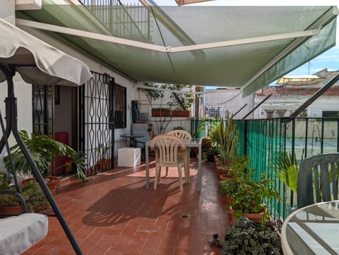 Patio, Day, Garden, View (from property/room), Balcony/Terrace, Garden view
