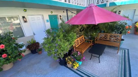 Honu Cove Hotel Motel in Deerfield Beach