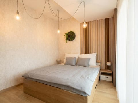 Property building, Bed, Bedroom
