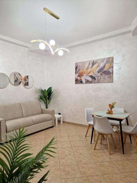 Living room, Seating area, Dining area, air conditioner
