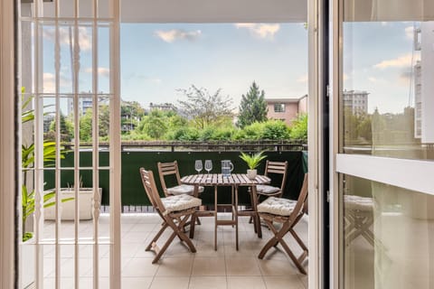 Patio, View (from property/room), Balcony/Terrace