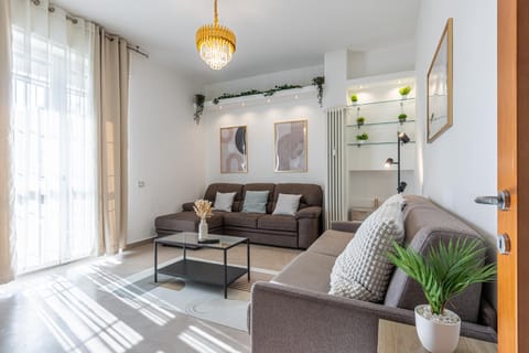 SanSiro75 large three-rooms apartment with private garage Apartment in Milan