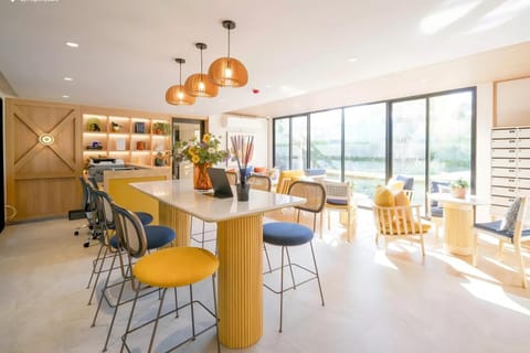 Communal lounge/ TV room, Seating area