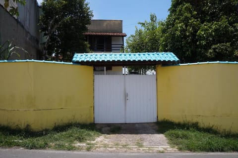 Facade/entrance, View (from property/room)