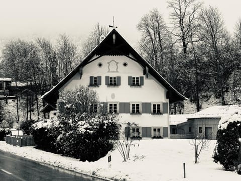 Property building, Day, Winter