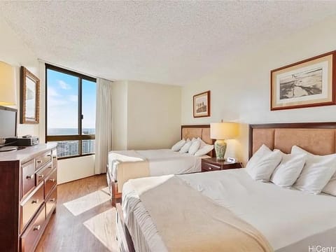 Best View in Honolulu Apartment in McCully-Moiliili