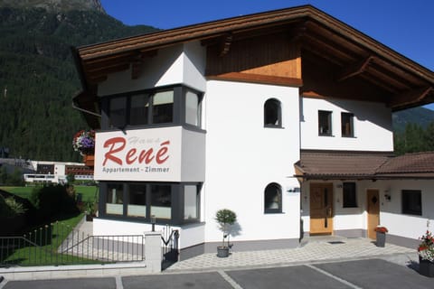 Facade/entrance, Summer